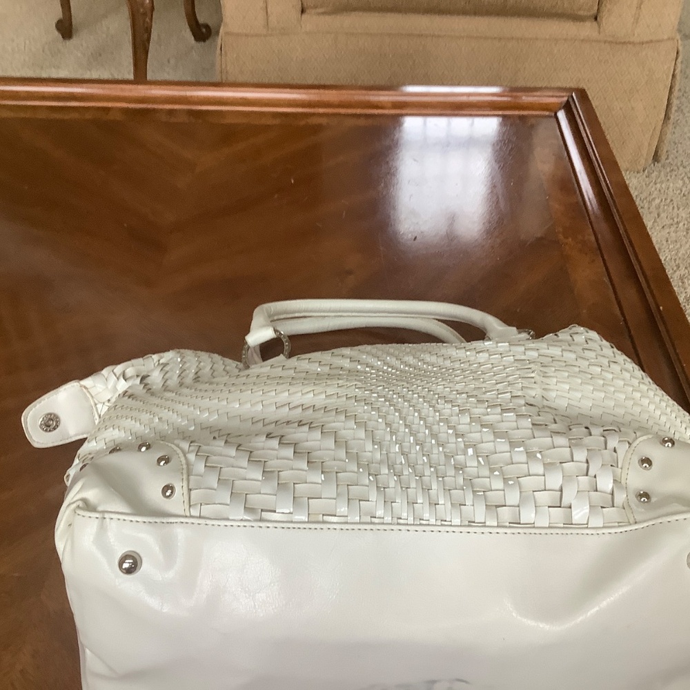 WHBM WHITE  LEATHER Bag/TOTE NWT - Picture 3 of 10
